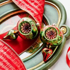 Raz 5" Green And Red Finial Reflector Glass Christmas Ornament 4320017