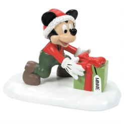 Department 56 Disney Village Minnie Will Love This! Figure 6010493