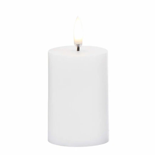 Uyuni 4" Flicker Flame White Votive Battery Candle 4034518 - Image 2